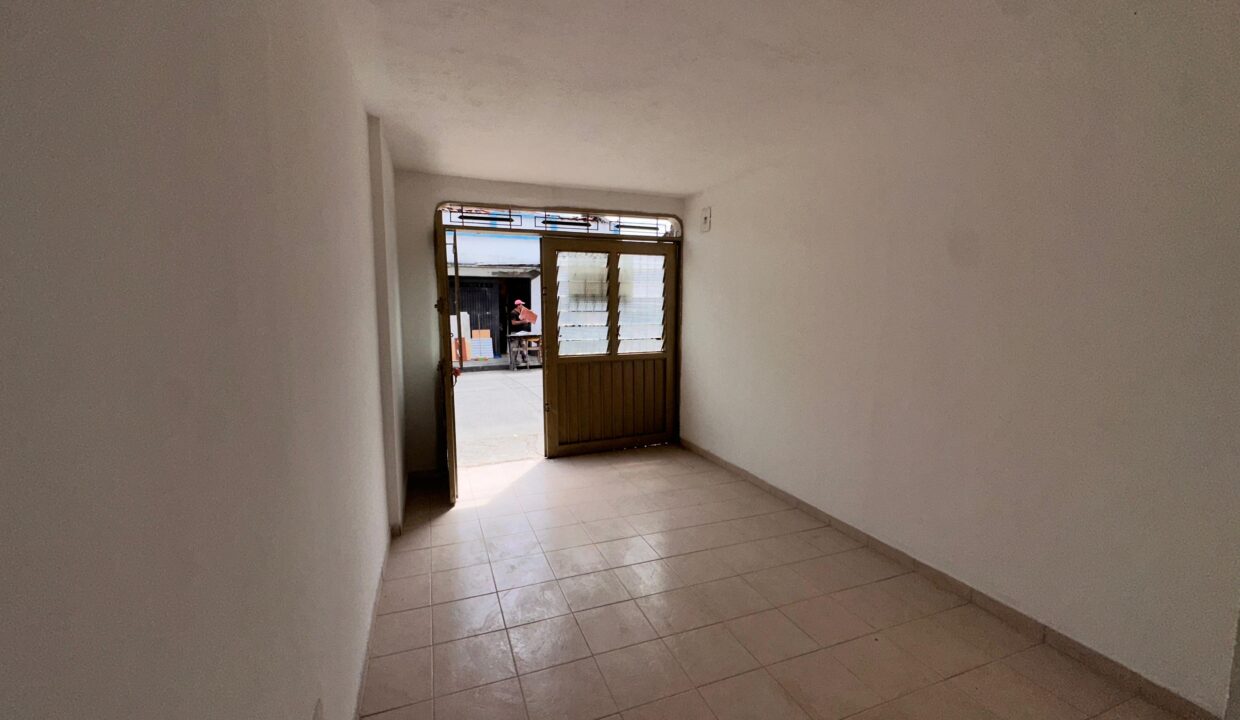 WhatsApp Image 2025-11-18 at 11.52.05 AM (1)