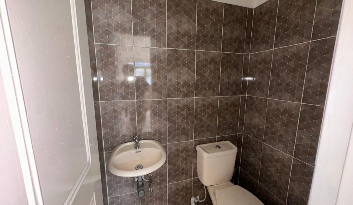 WhatsApp Image 2025-11-18 at 11.52.06 AM (1)