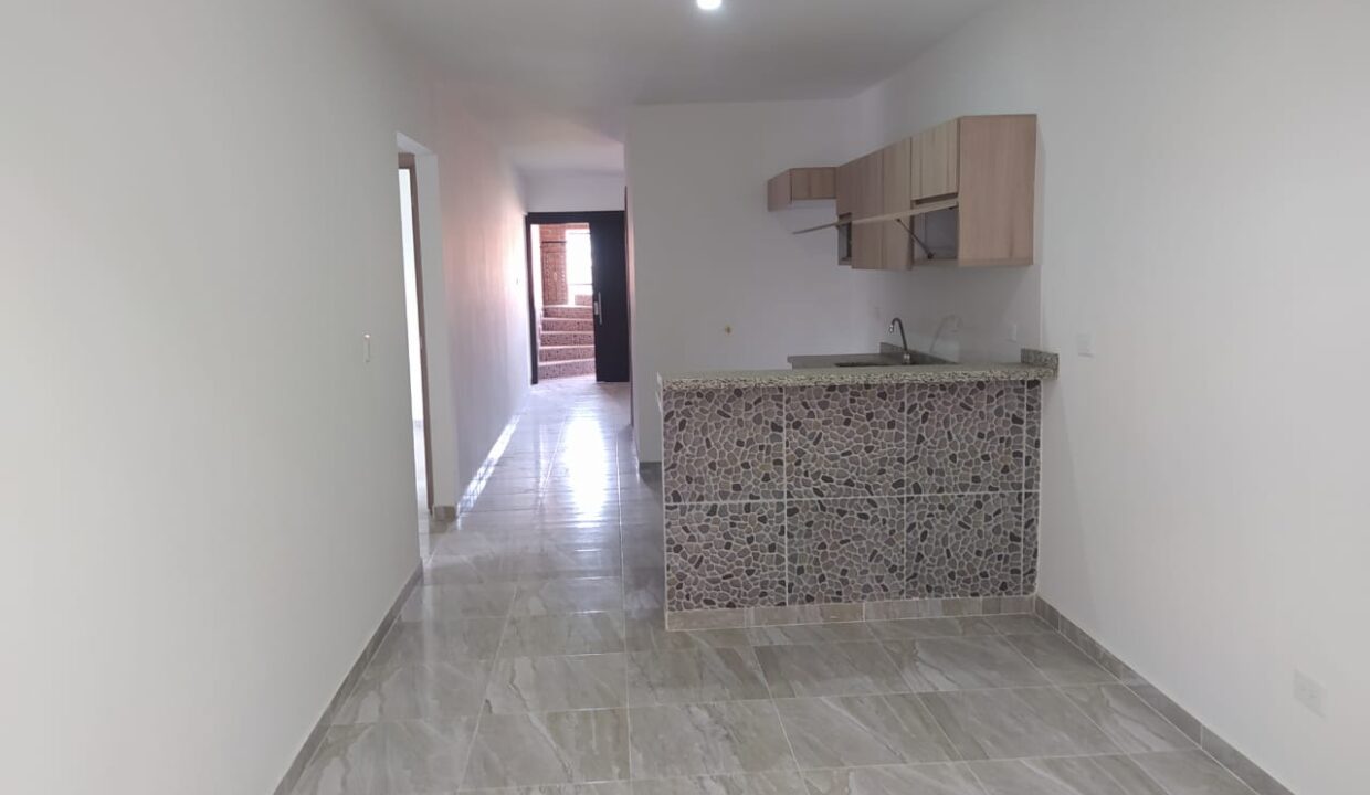 1edaa400-889e-4912-8266-2ce703092189