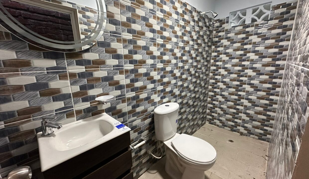 WhatsApp Image 2025-11-08 at 8.19.59 AM (2)