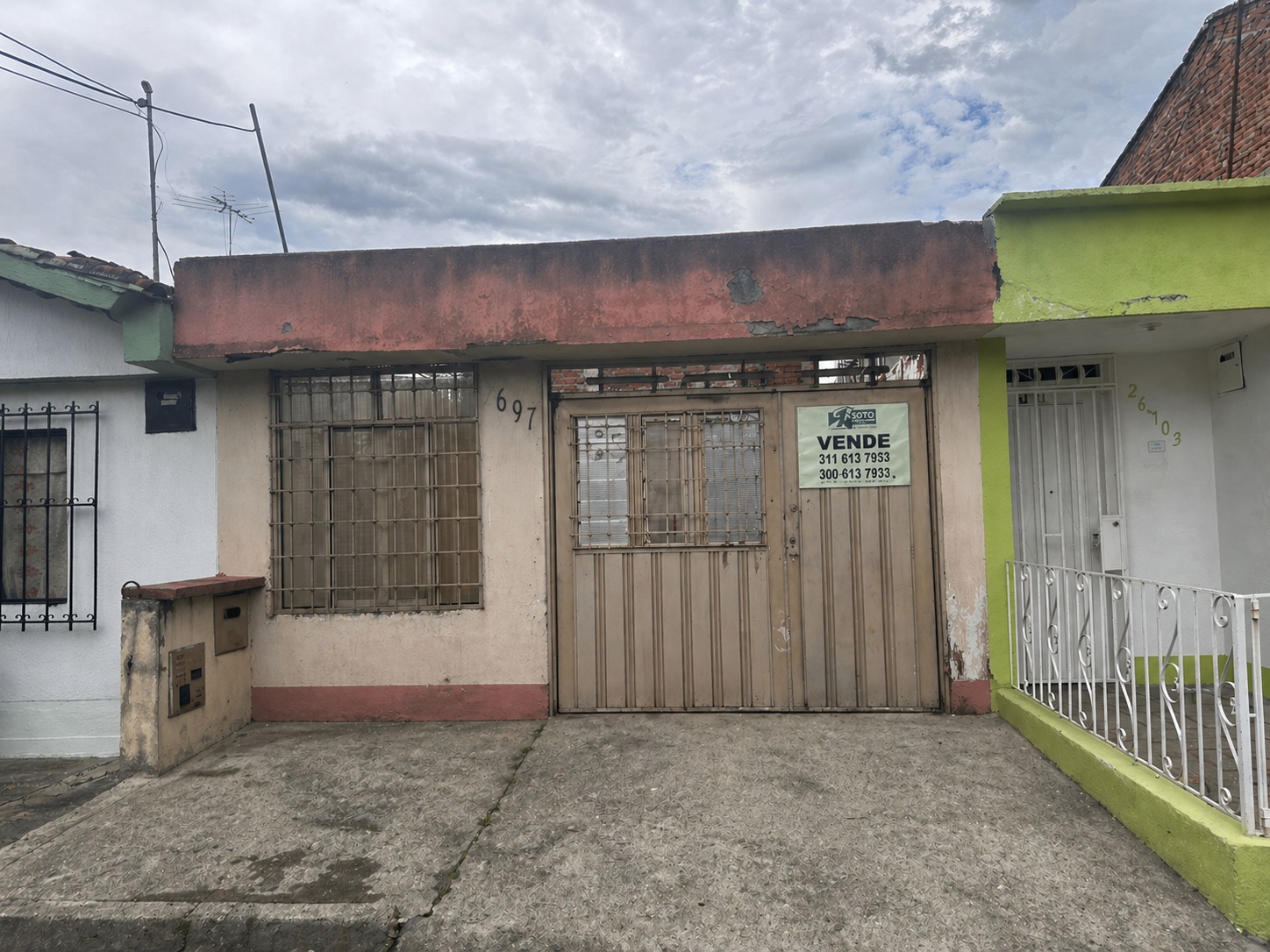 SE VENDA CASA UBICADA EN EL PRINCIPE  EN LA CLL 41A 26 97